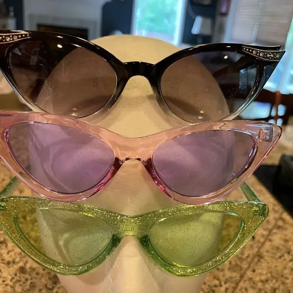 Women’s Cat Eye Sunglasses Black Pink Green Sparkle